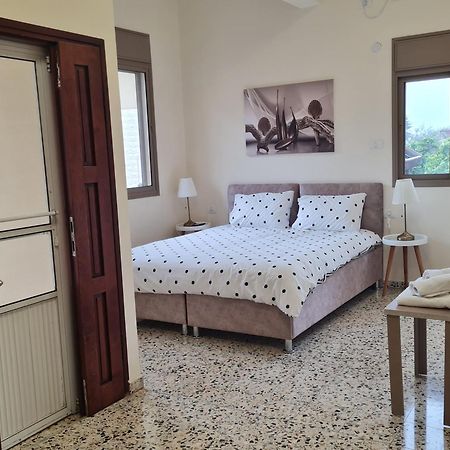 Rizik'S Guest House Назарет Екстериор снимка