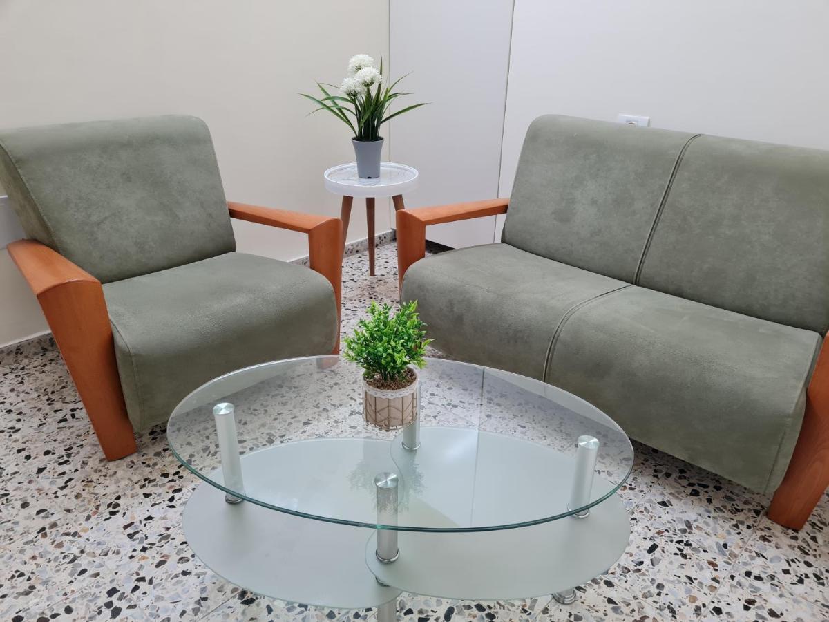 Rizik'S Guest House Назарет Екстериор снимка